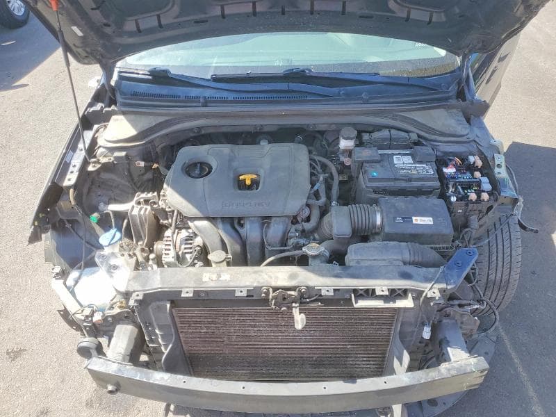 2019 HYUNDAI ELANTRA SE 11