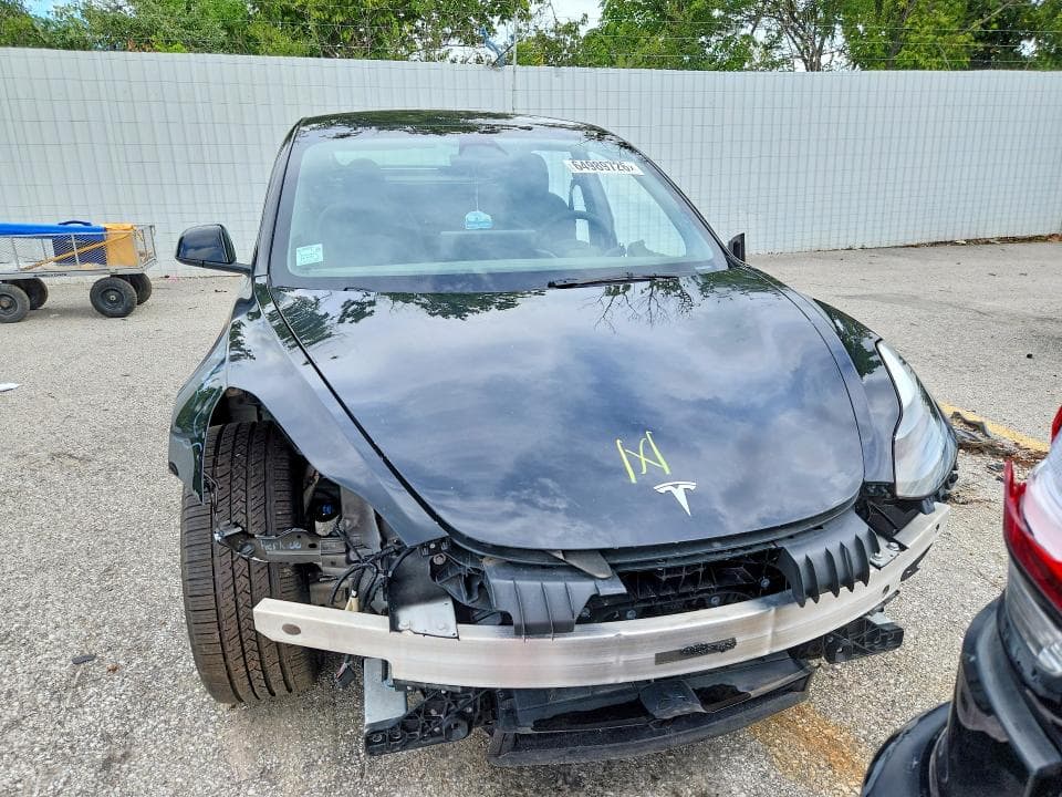 2023 TESLA MODEL 3 5