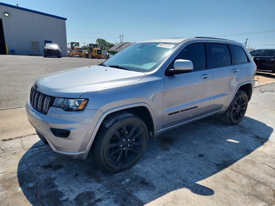 2020 JEEP GRAND CHEROKEE LAREDO - 1