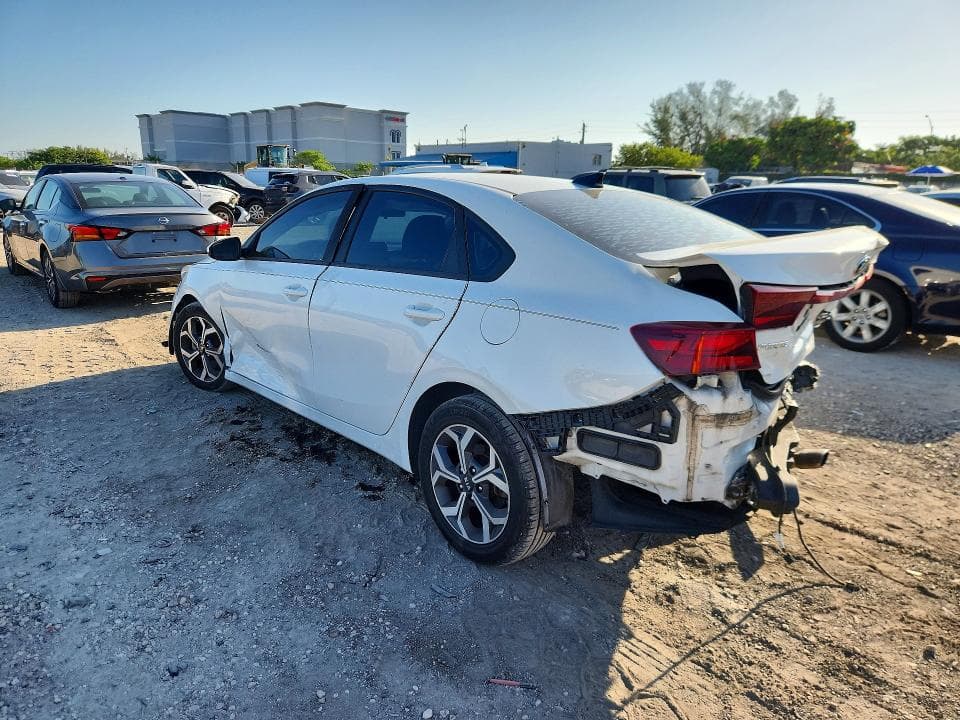 2019 KIA FORTE LXS 2