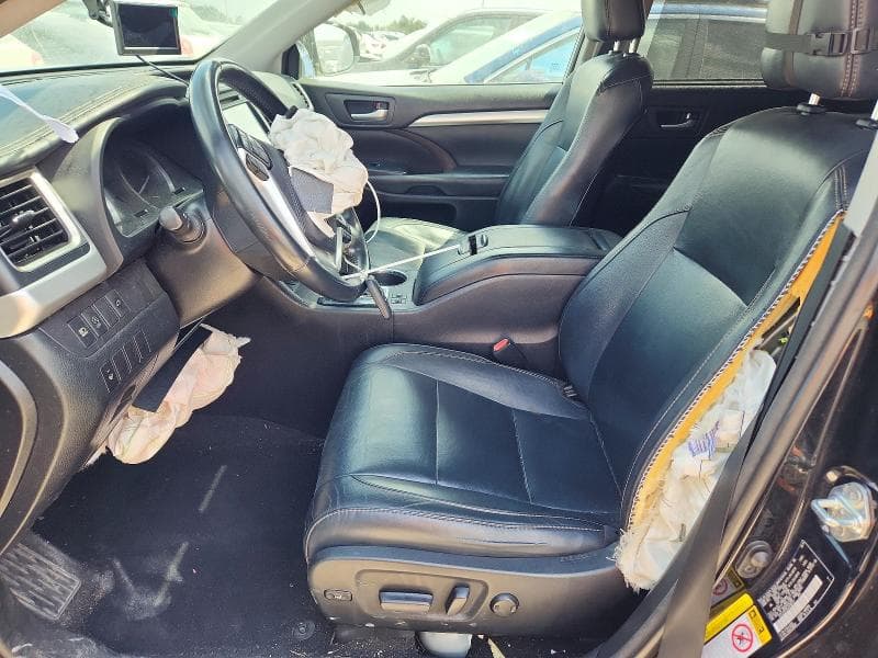 2018 TOYOTA HIGHLANDER XLE 7