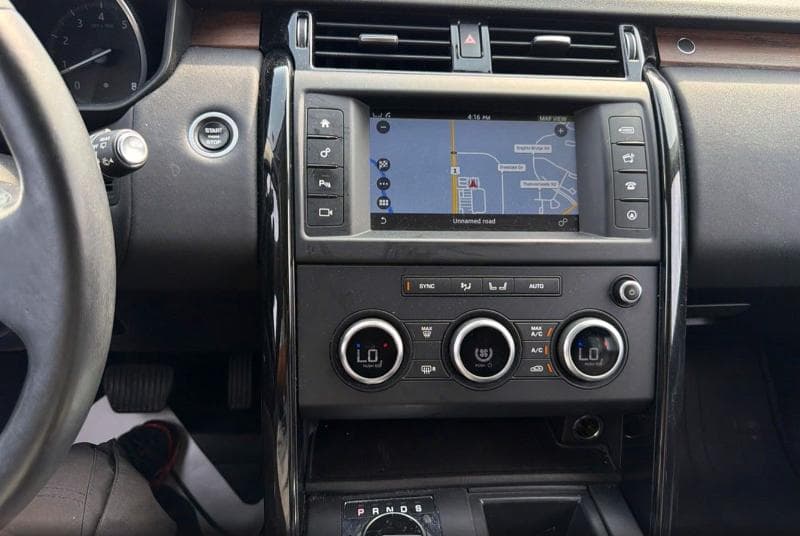 2017 LAND ROVER DISCOVERY SE 11