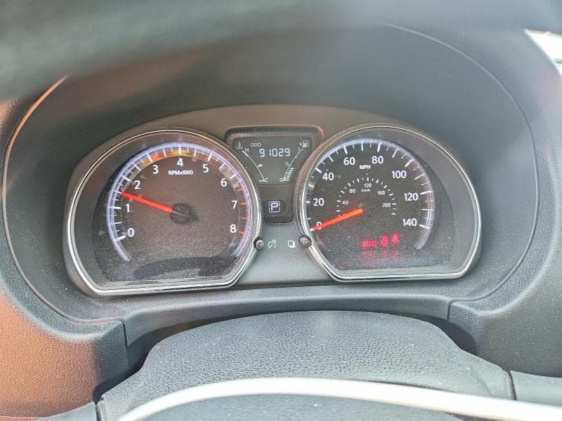 2017 NISSAN VERSA 1.6 SV 9