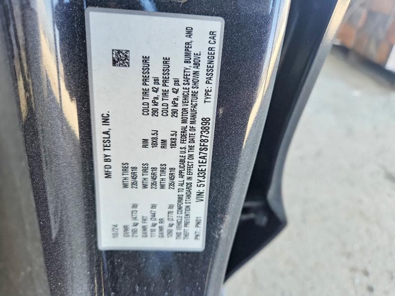 2025 TESLA MODEL 3 12