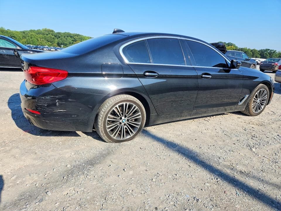 2018 BMW 530 XI 3