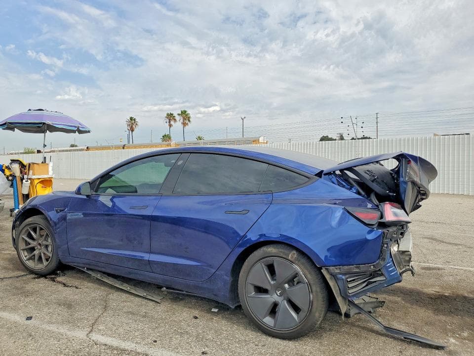 2022 TESLA MODEL 3 2