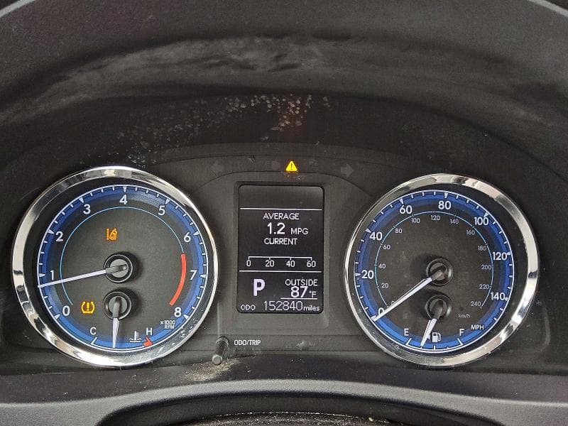 2019 TOYOTA COROLLA LE 9