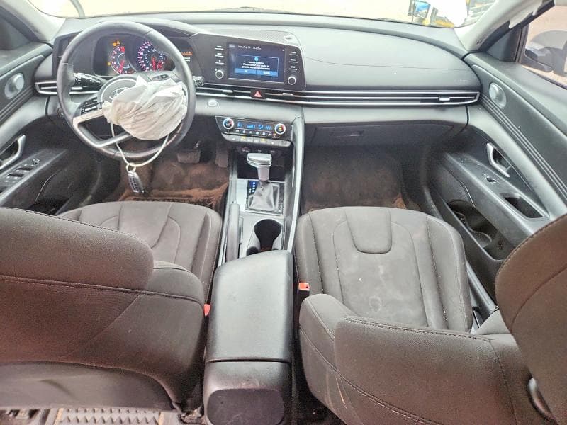 2022 HYUNDAI ELANTRA SEL 8