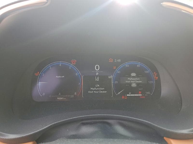 2024 TOYOTA HIGHLANDER PLATINUM 9