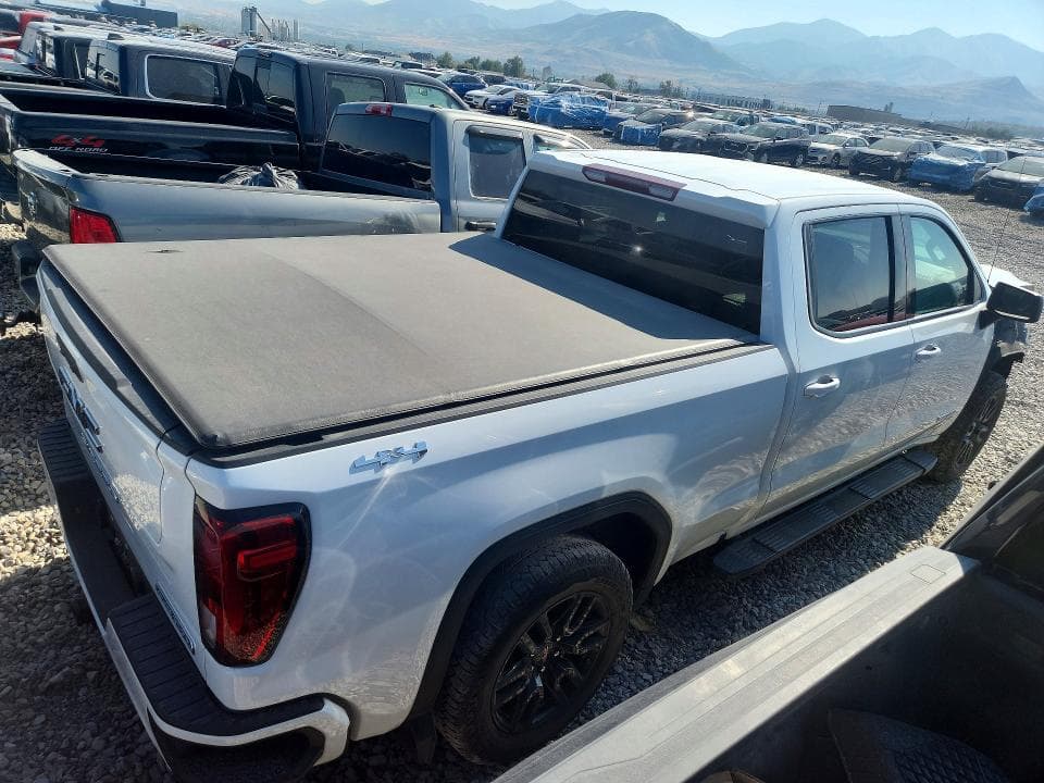 2022 GMC SIERRA K1500 ELEVATION 3