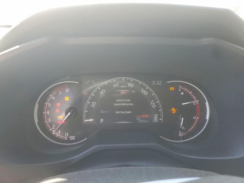 2025 TOYOTA RAV4 LE 9