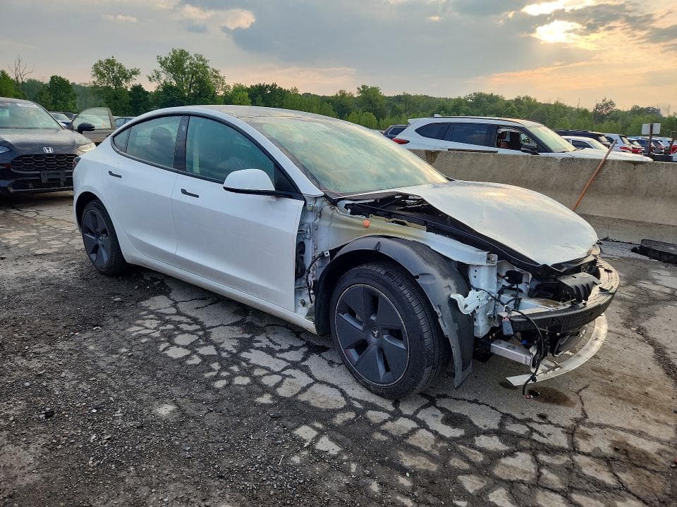 2022 TESLA MODEL 3 4