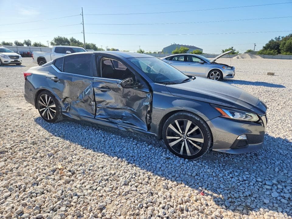 2019 NISSAN ALTIMA SR 4