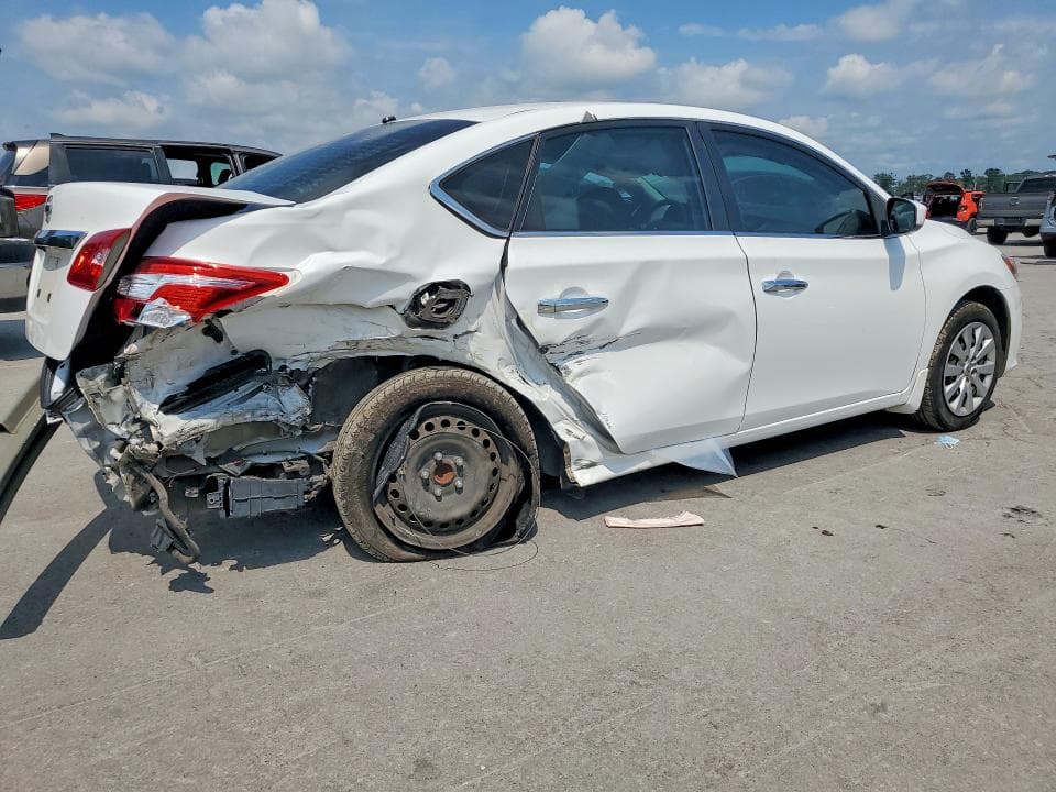 2019 NISSAN SENTRA S 3