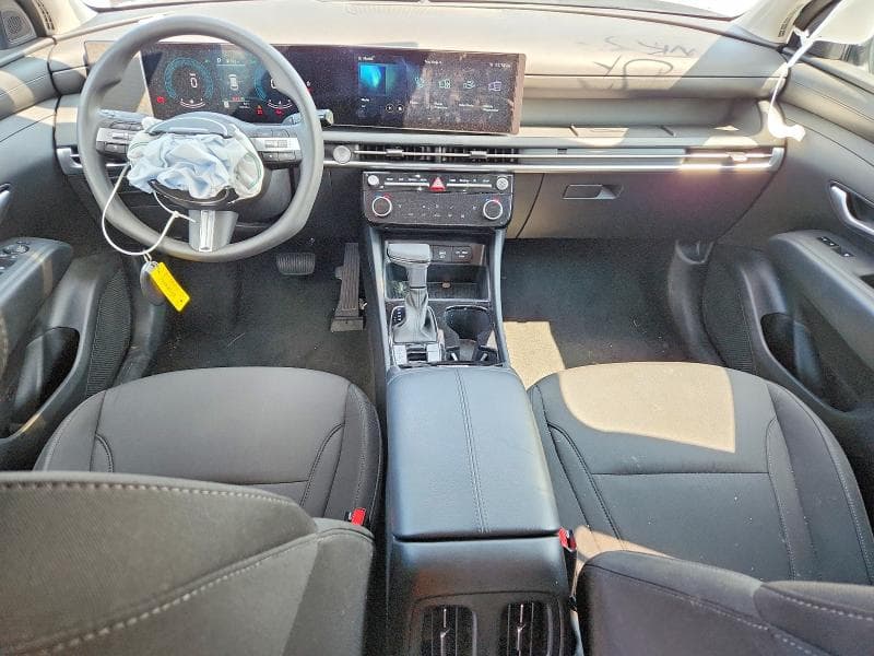 2026 HYUNDAI TUCSON SEL 8