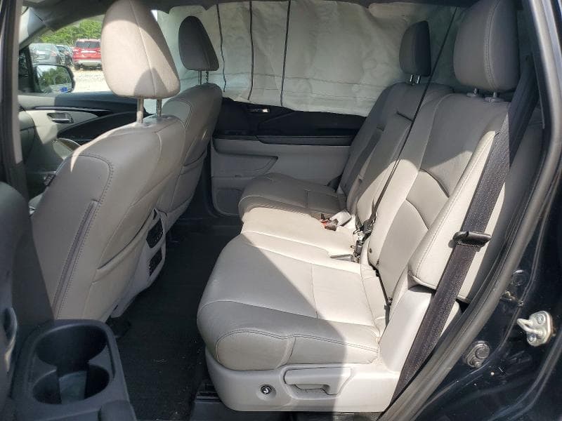 2017 HONDA PILOT TOURING 11