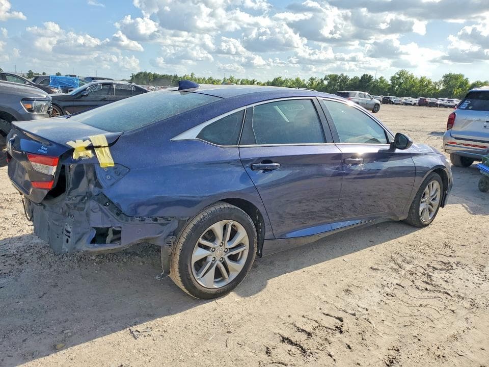 2018 HONDA ACCORD LX 3