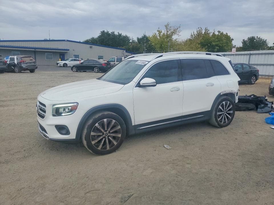 2021 MERCEDES-BENZ GLB 250 - 1