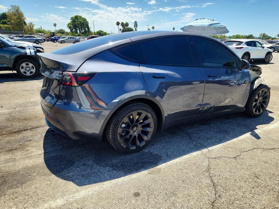 2022 TESLA MODEL Y 3