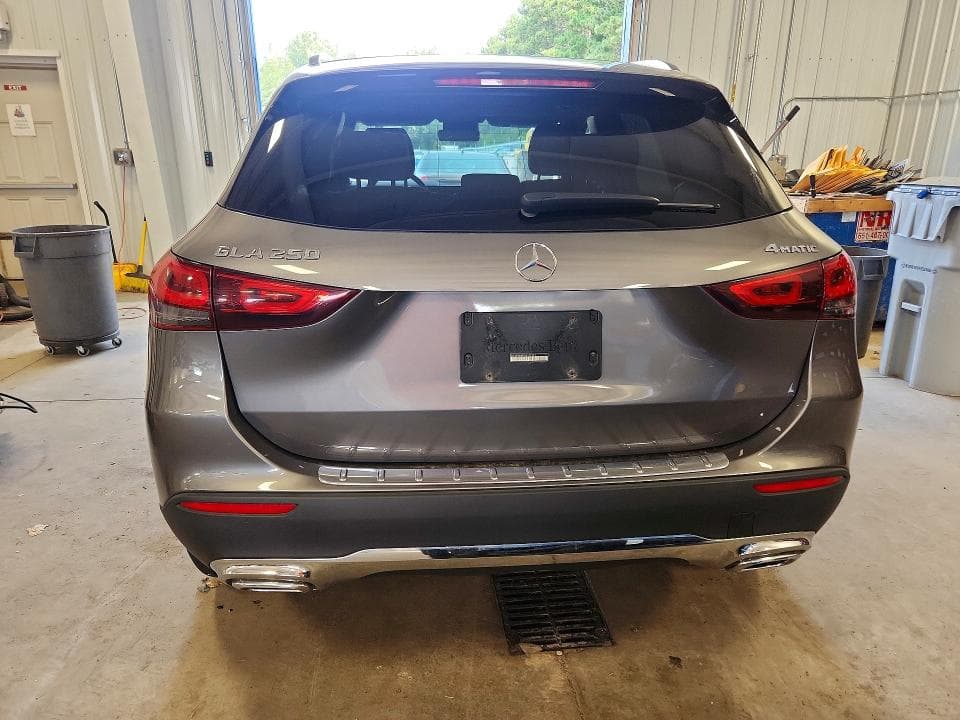 2021 MERCEDES-BENZ GLA 250 4MATIC 6