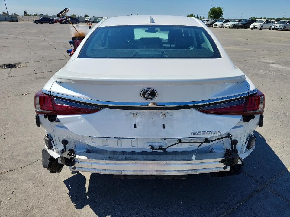 2025 LEXUS ES 300H BASE 6
