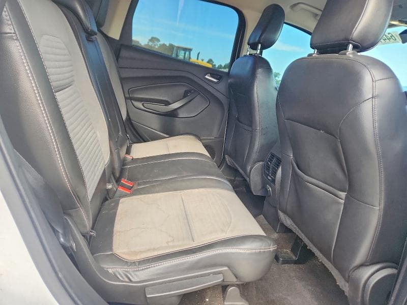 2018 FORD ESCAPE SE 11