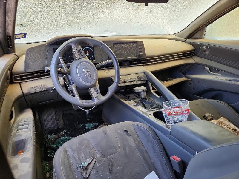 2021 HYUNDAI ELANTRA SEL 8