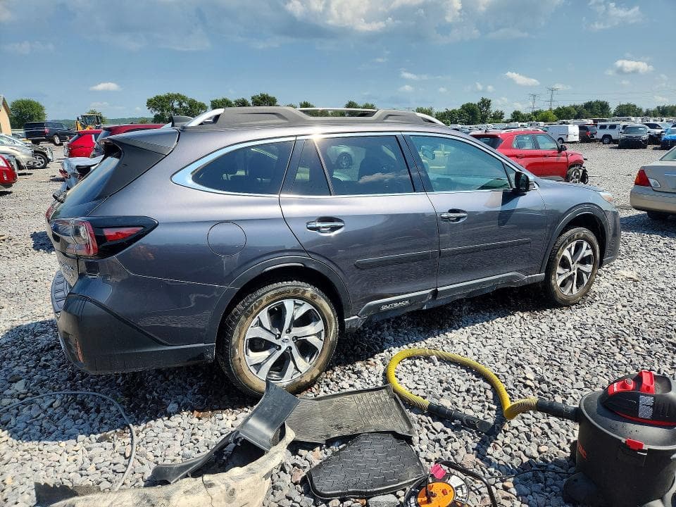 2022 SUBARU OUTBACK TOURING 3