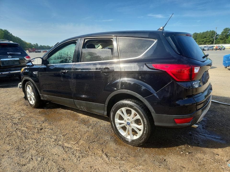 2019 FORD ESCAPE SE 2