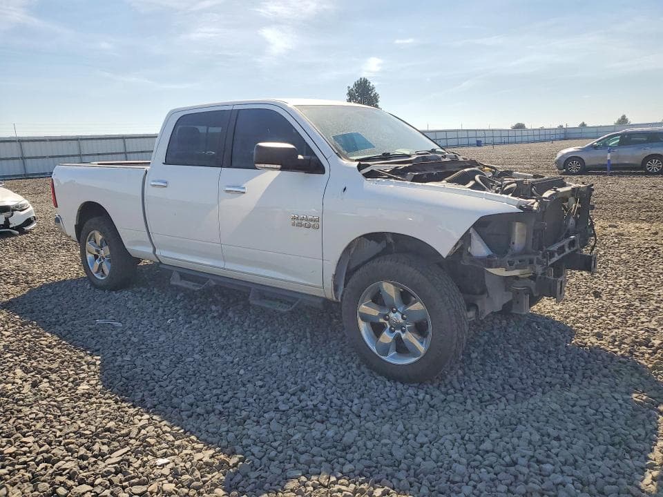 2017 RAM 1500 SLT 4