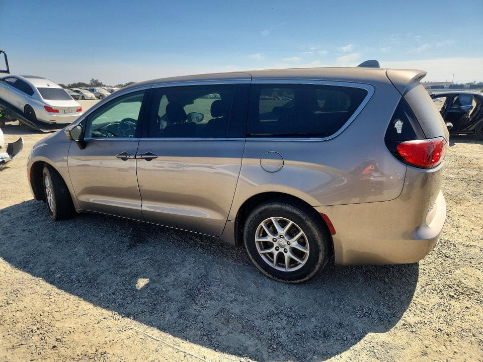 2017 CHRYSLER PACIFICA TOURING 2