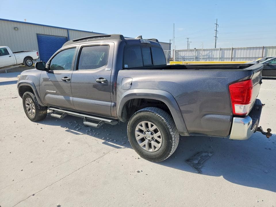 2017 TOYOTA TACOMA SR5 V6 2