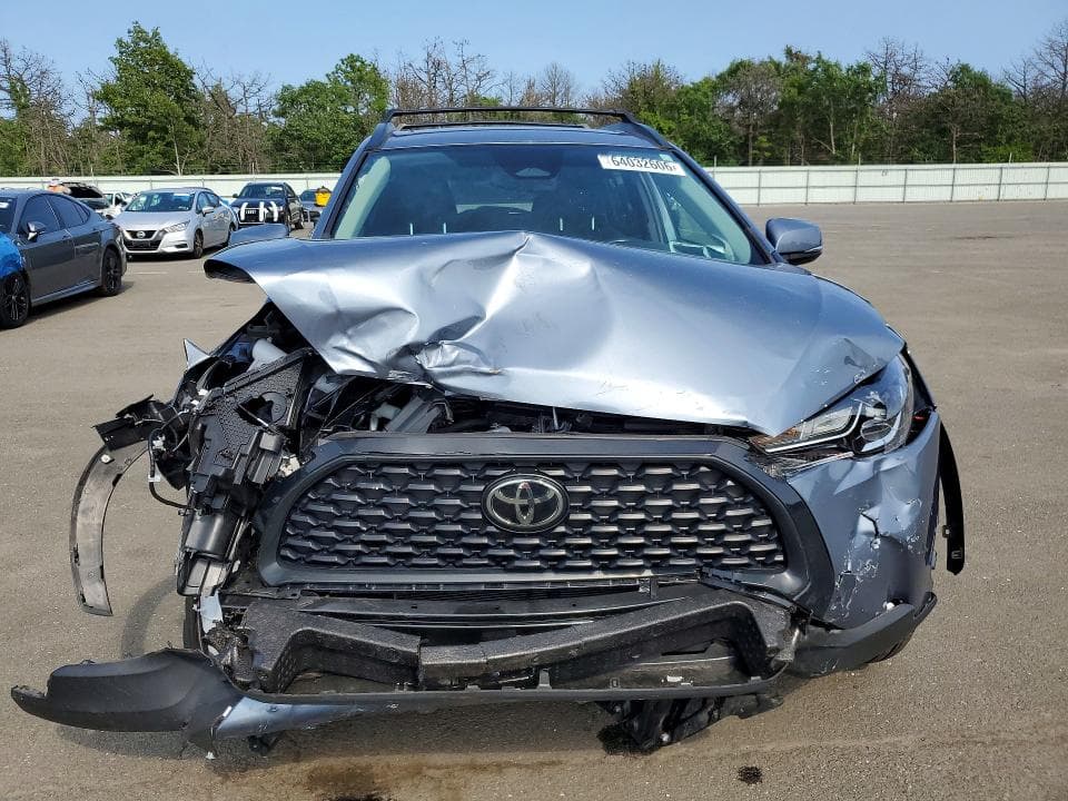 2024 TOYOTA COROLLA CROSS LE 5