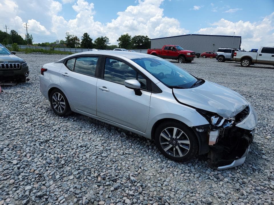 2020 NISSAN VERSA SV 4