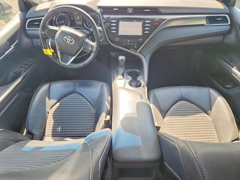 2018 TOYOTA CAMRY SE 8