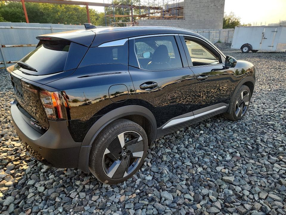 2025 NISSAN KICKS SR 3