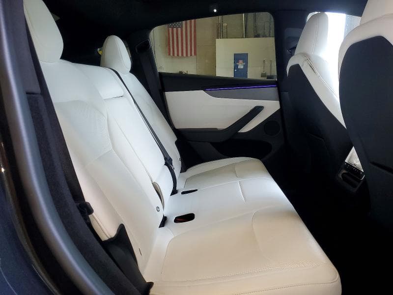 2026 TESLA MODEL Y 11