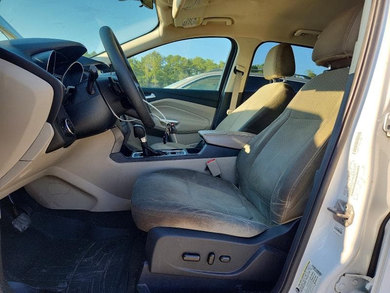 2017 FORD ESCAPE SE 7