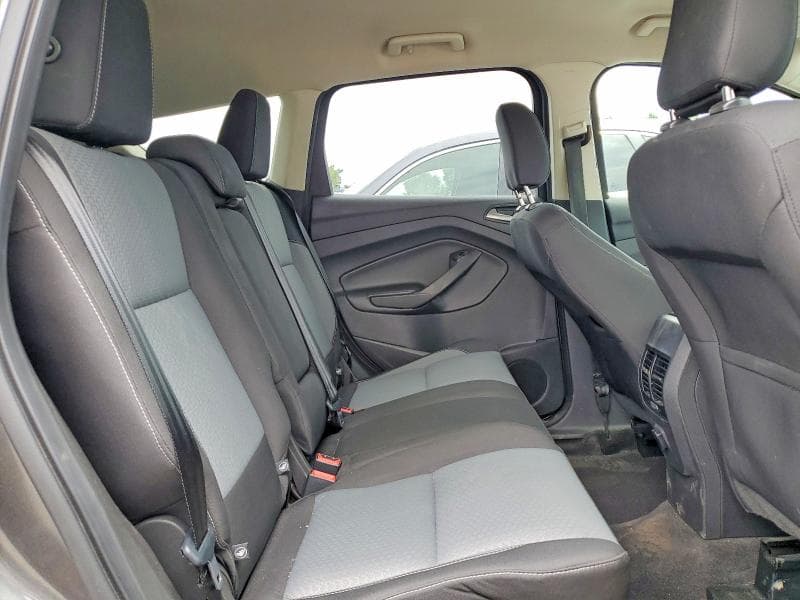 2018 FORD ESCAPE SE 11