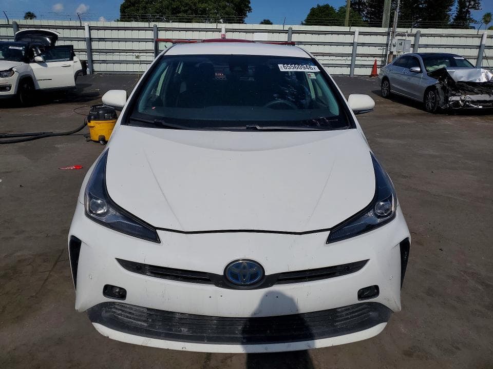 2021 TOYOTA PRIUS LE 5