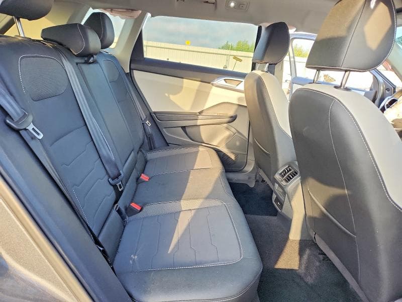 2025 VOLKSWAGEN TAOS SE 11