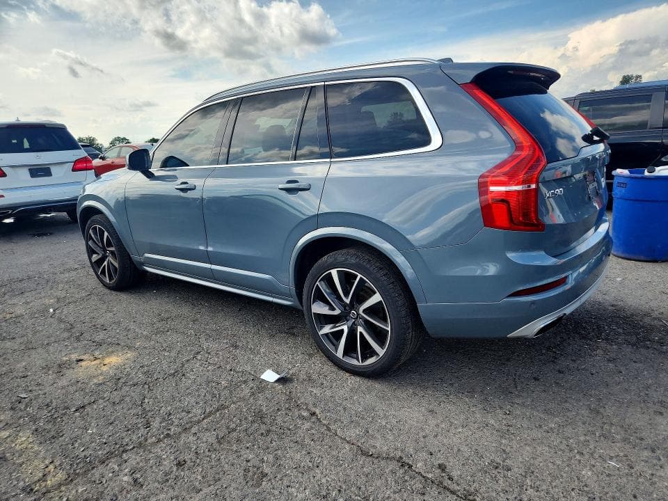 2020 VOLVO XC90 T6 MOMENTUM 2