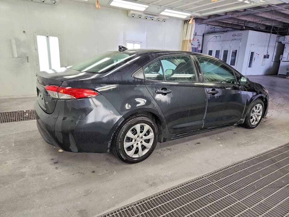 2021 TOYOTA COROLLA LE 3