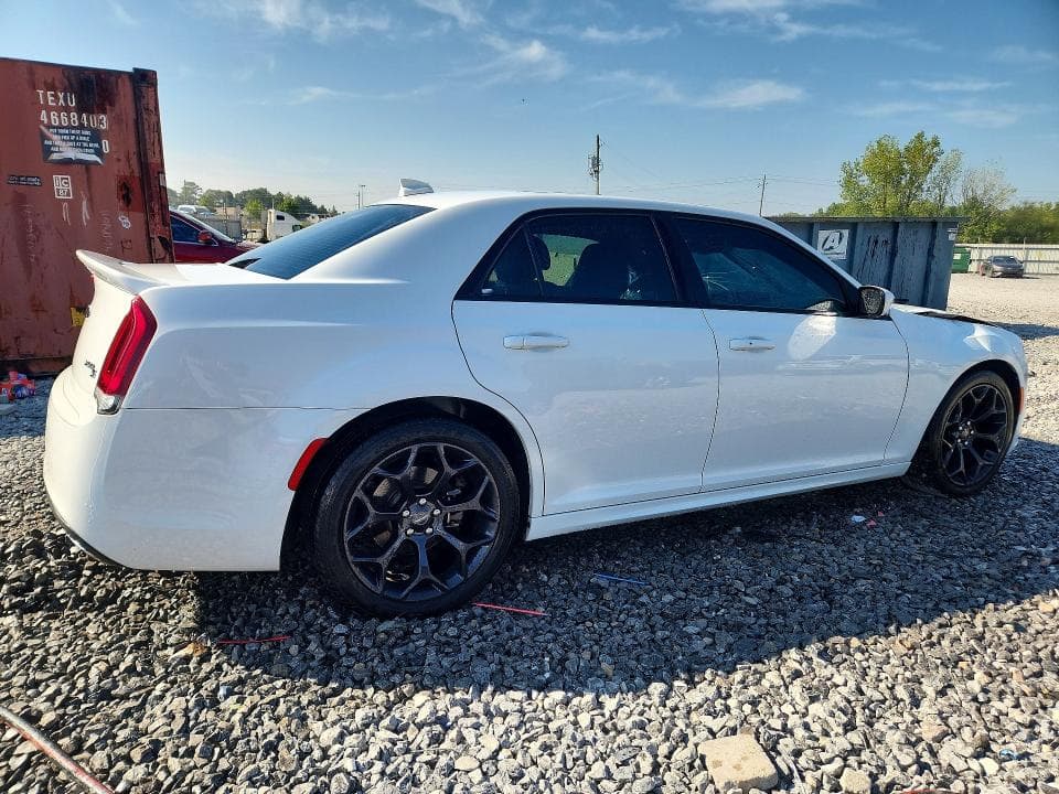2020 CHRYSLER 300 S 3