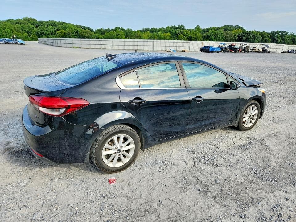 2017 KIA FORTE S 3