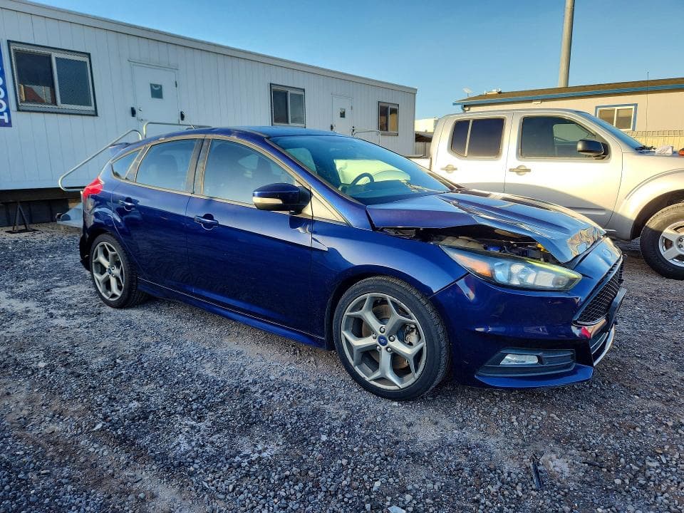 2017 FORD FOCUS ST 4