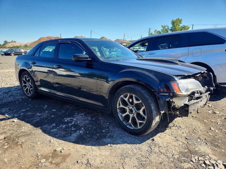 2017 CHRYSLER 300 S 4