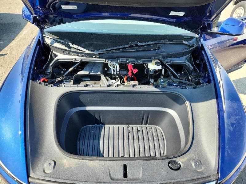 2026 TESLA MODEL Y 11