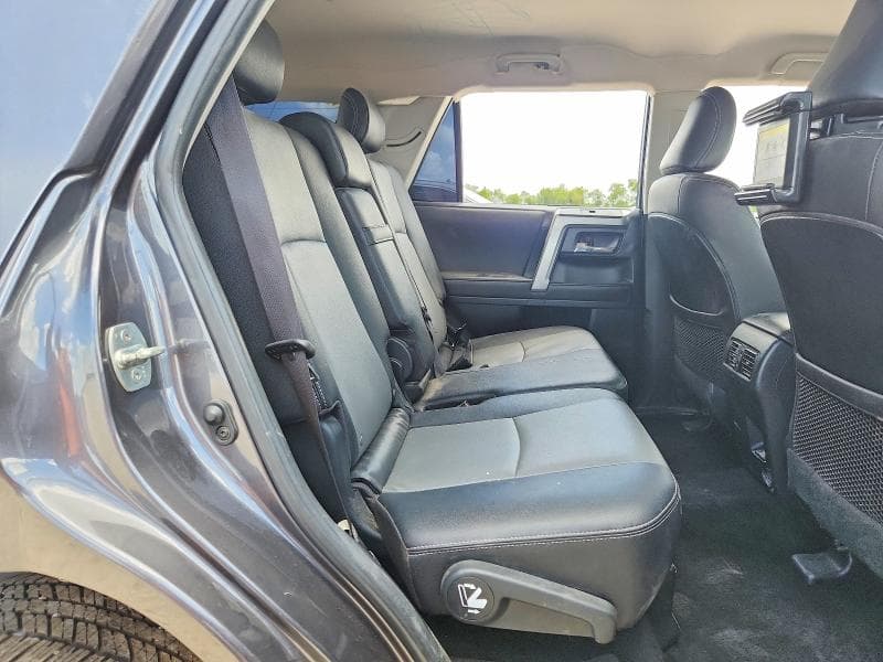 2023 TOYOTA 4RUNNER SR5 PREMIUM 11