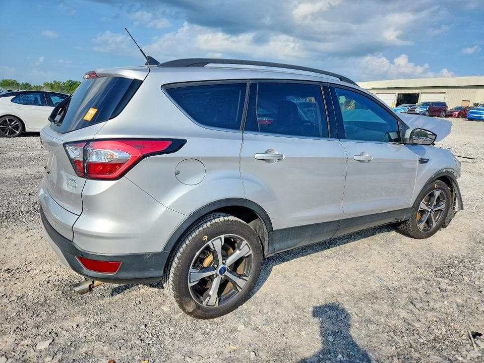 2018 FORD ESCAPE SEL 3